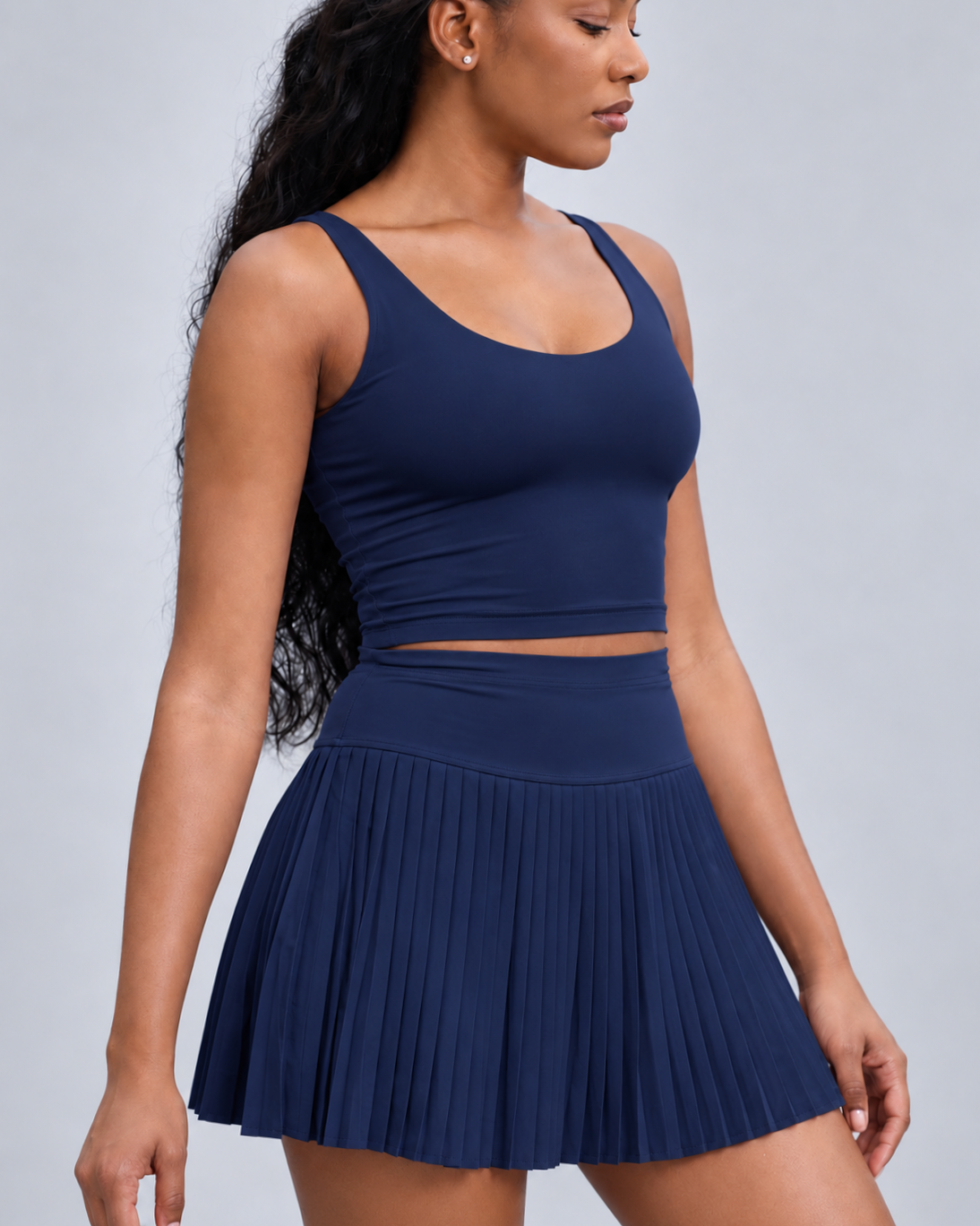 Navy_Tenniswear_Portrait_in_Profile_1.png