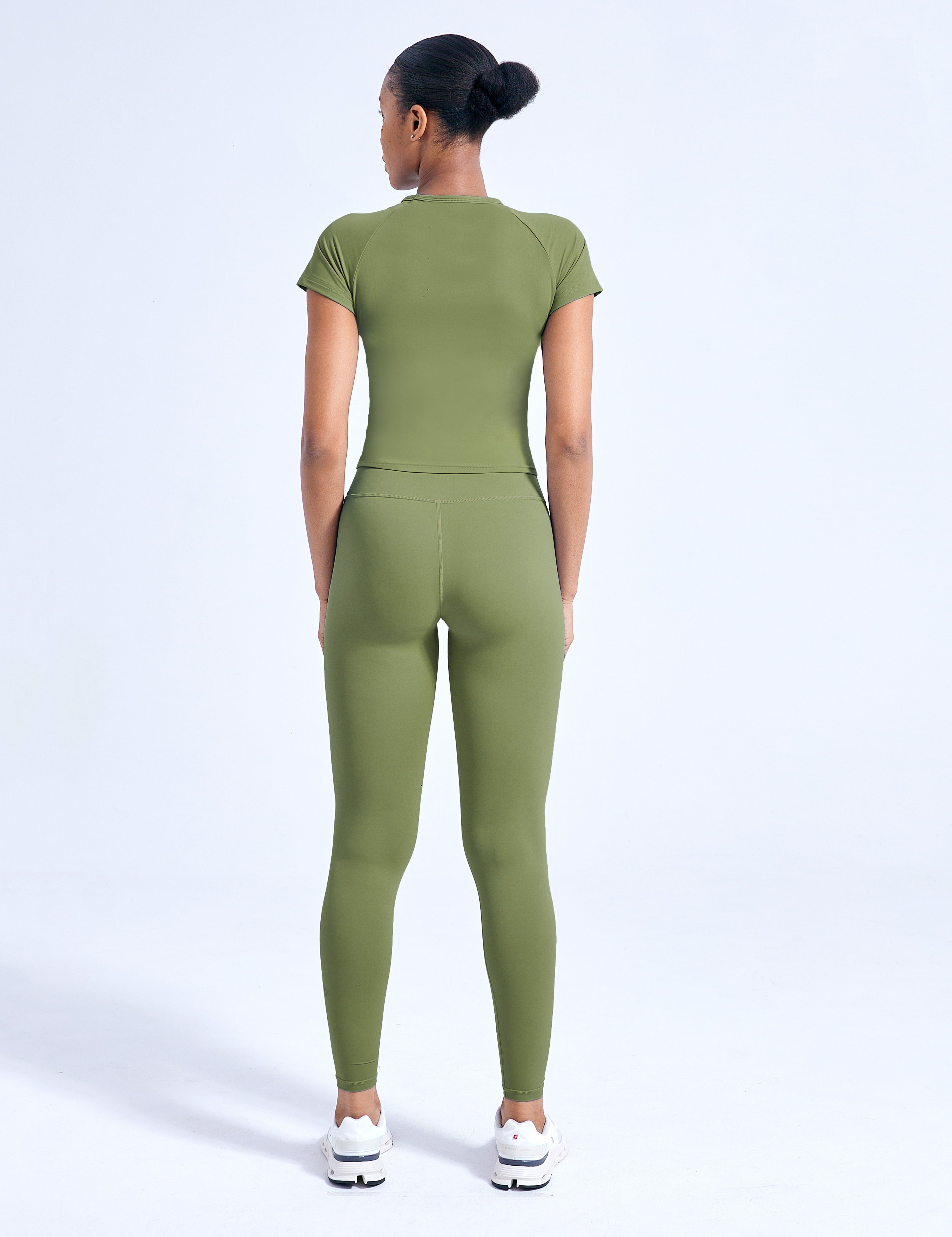 T-shirt_and_Leggings_3.jpg