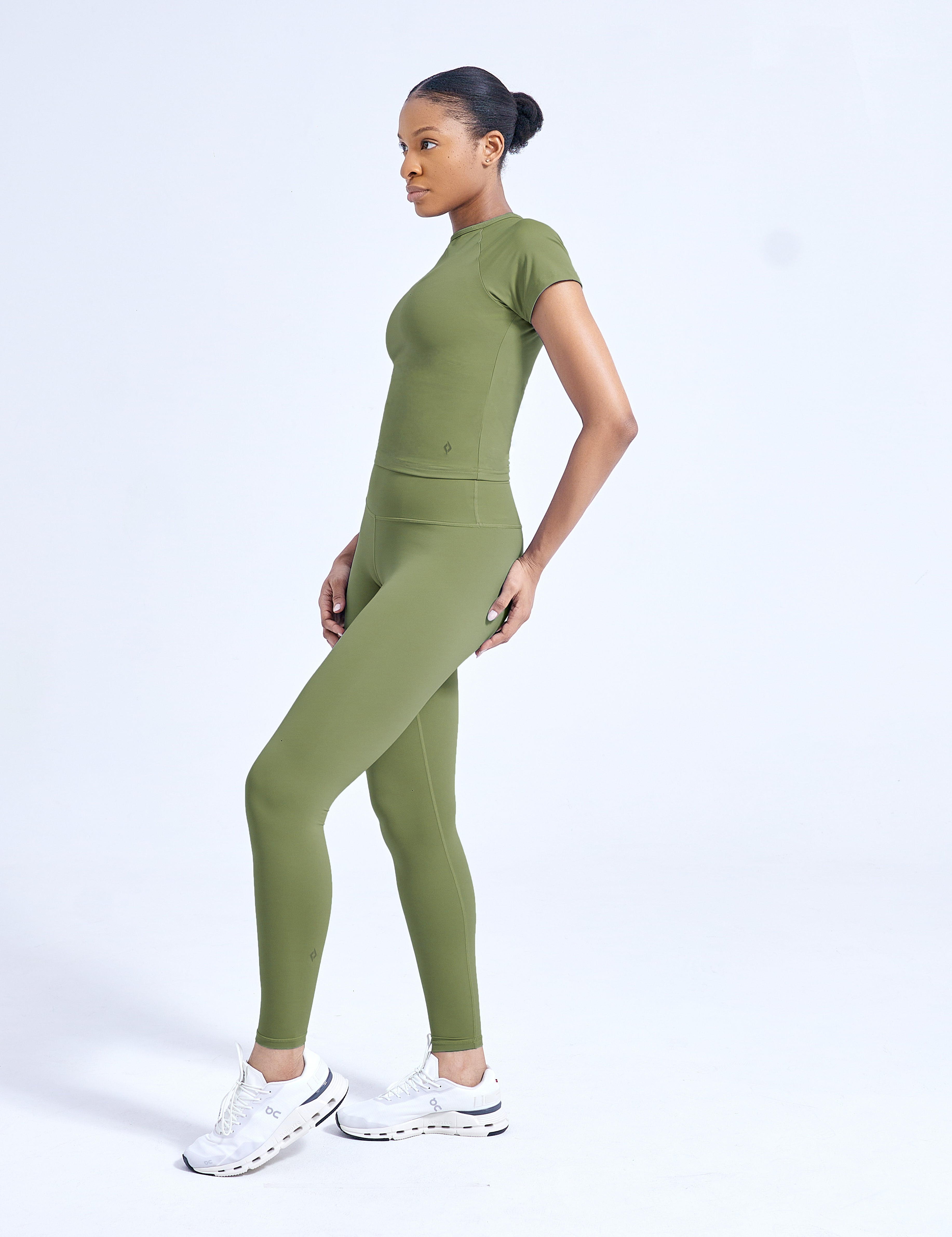 T-shirt_and_leggings2.jpg